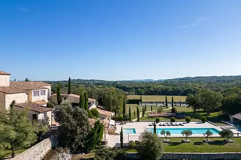 Location villas de luxe grande capacité Sud France | ChicVillas