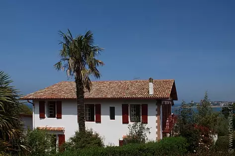 Bista Eder - Luxury villa rentals by the sea near Biarritz| ChicVillas