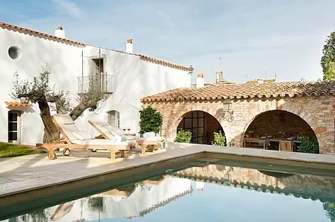 Casa Catalonia - Holiday villa with pool for rent in Catalonia | ChicVillas