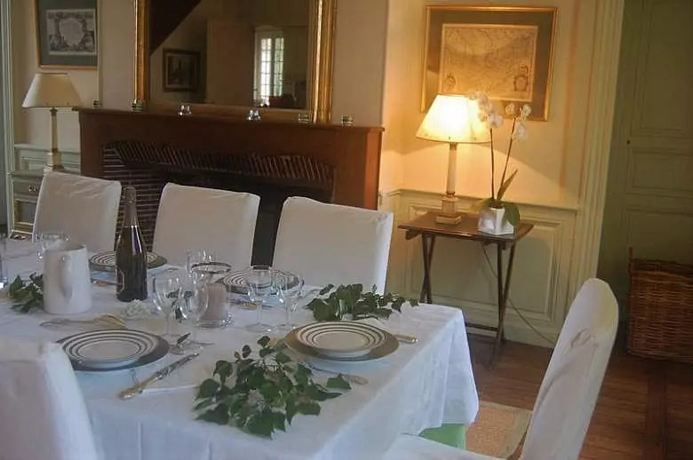 Chateau Les Deux Tours - Luxury villa rental - Paris Area - ChicVillas - 10