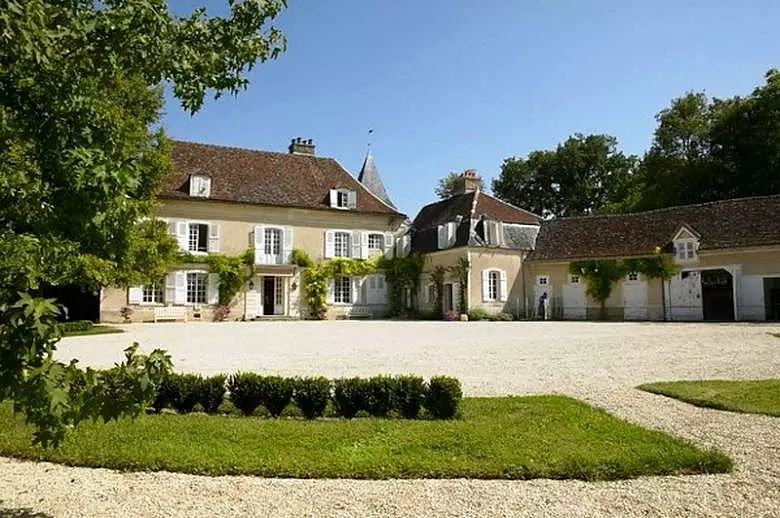 Chateau Les Deux Tours - Luxury villa rental - Paris Area - ChicVillas - 2