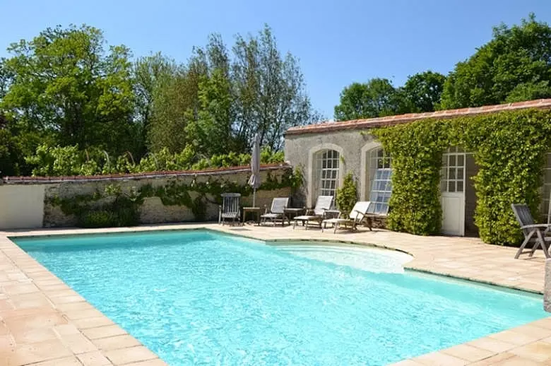 Chateau Les Deux Tours - Luxury villa rental - Paris Area - ChicVillas - 3