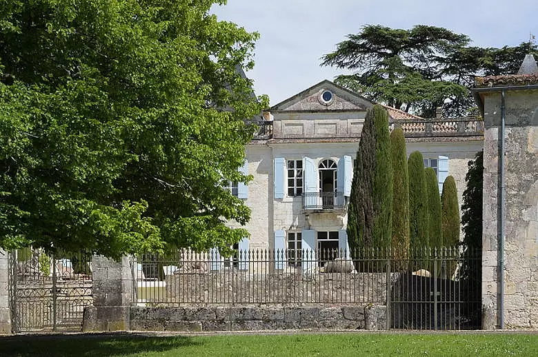 Chateau Les Hauts de Garonne - Luxury villa rental - Dordogne and South West France - ChicVillas - 3