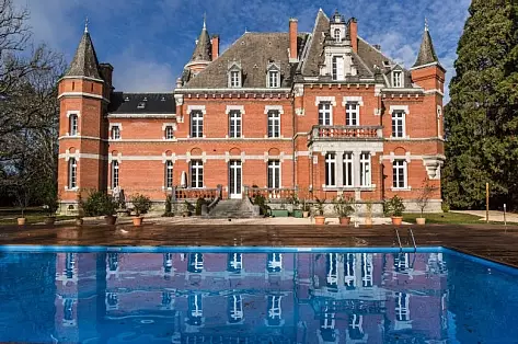 Luxury French castle with pool for rent, Chateau Midi Pyrenees | ChicVillas