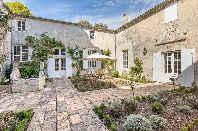 Chateau Saint Emilion ou Dordogne - Location villa de luxe - Dordogne / Garonne / Gers - ChicVillas - 19