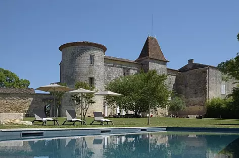 Luxury holiday rental on a wine estate Chateau Wine and Design | Chicvillas