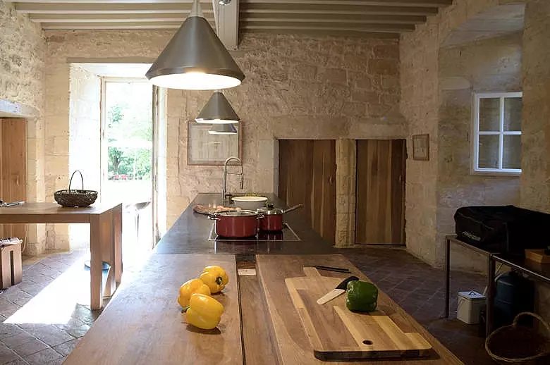 Chateau Wine and Design - Luxury villa rental - Aquitaine and Basque Country - ChicVillas - 11