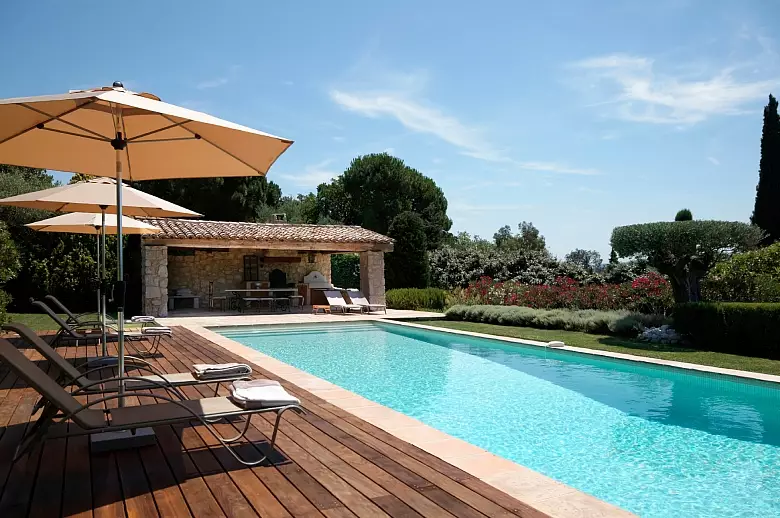 Entre Plage et Village Cote d Azur - Location villa de luxe - Provence / Cote d Azur / Mediterran. - ChicVillas - 15