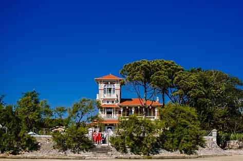 Locations de villas de luxe au Cap Ferret | ChicVillas