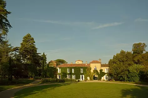 Luxury chateau rental in Dordogne, Un Chateau en Armagnac | ChicVillas