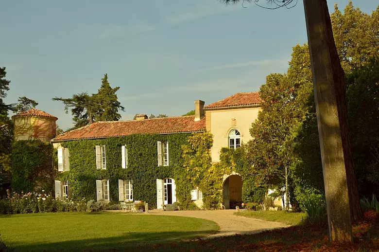 Un Chateau en Armagnac - Location villa de luxe - Dordogne / Garonne / Gers - ChicVillas - 3