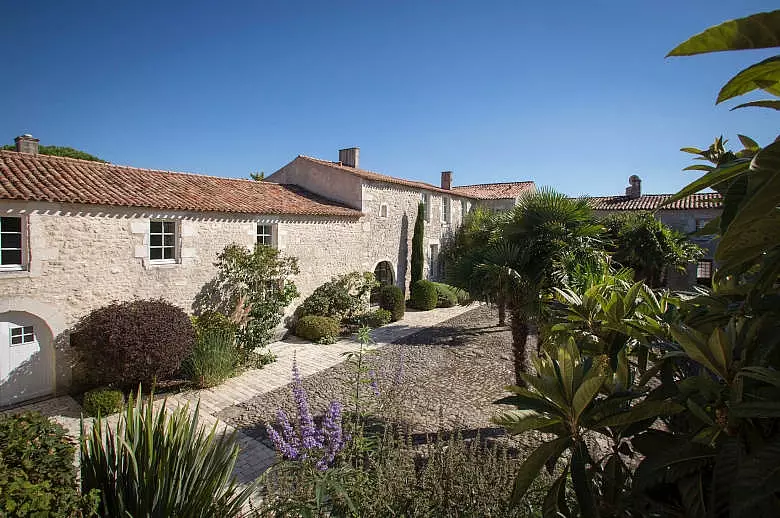 Un Chateau Secret - Luxury villa rental - Vendee and Charentes - ChicVillas - 5