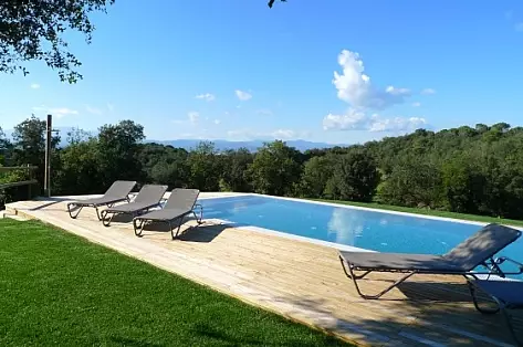 Verde Catalonia - Villa Rental with Jacuzzi and Pool in Spain | ChicVillas