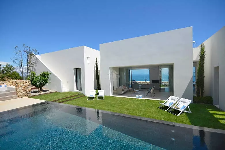 White Costa Brava - Luxury villa rental - Catalonia - ChicVillas - 3